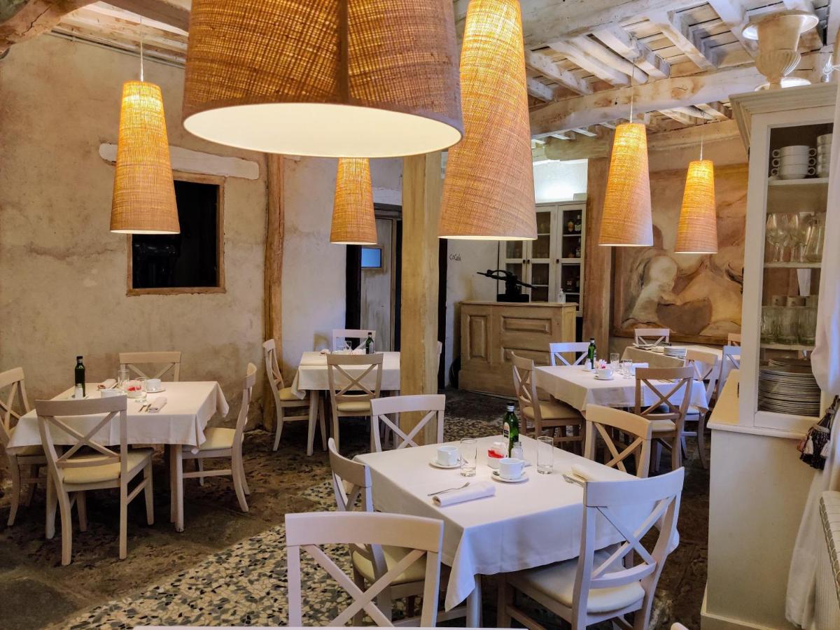 Posada Restaurante Casa De La Sal กันเดลาริโอ ภายนอก รูปภาพ